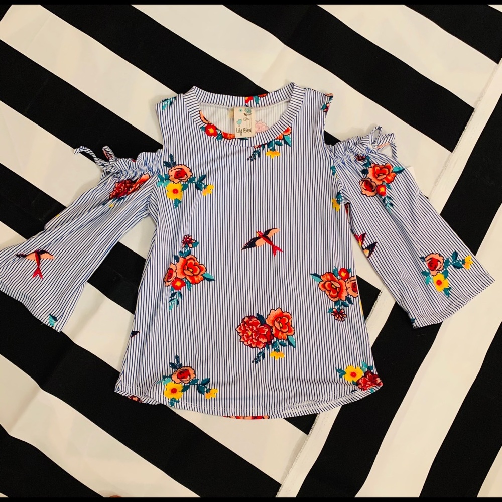 Blue and white stripe Sleeve cutouts shirt